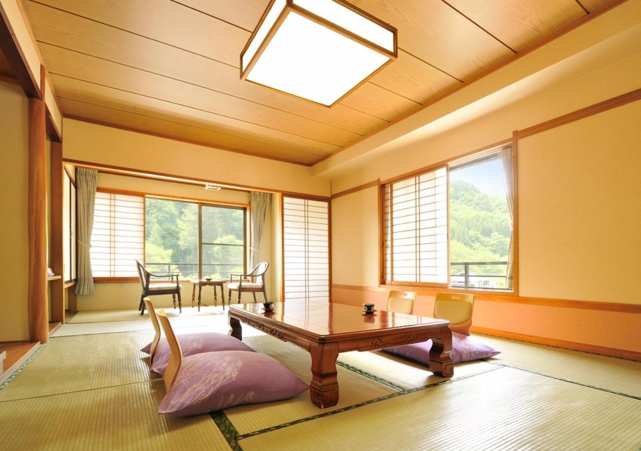 Hotel Uematsuya à Ueda Extérieur photo